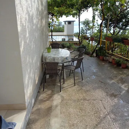 Zoran Marusic Apartment *
